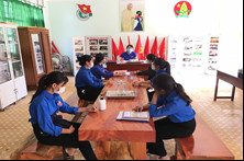 Trường PTDTNT THCS&THPT Vĩnh Thạnh tổ chức hoạt động nâng cao nghiệp vụ cho giáo viên trẻ