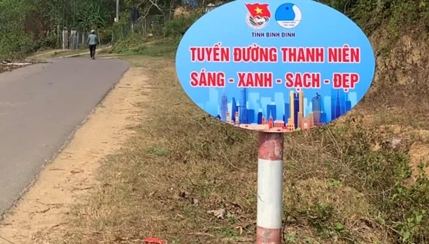 Vĩnh Thạnh: Xây dựng tuyến đường Sáng – Xanh – Sạch – Đẹp